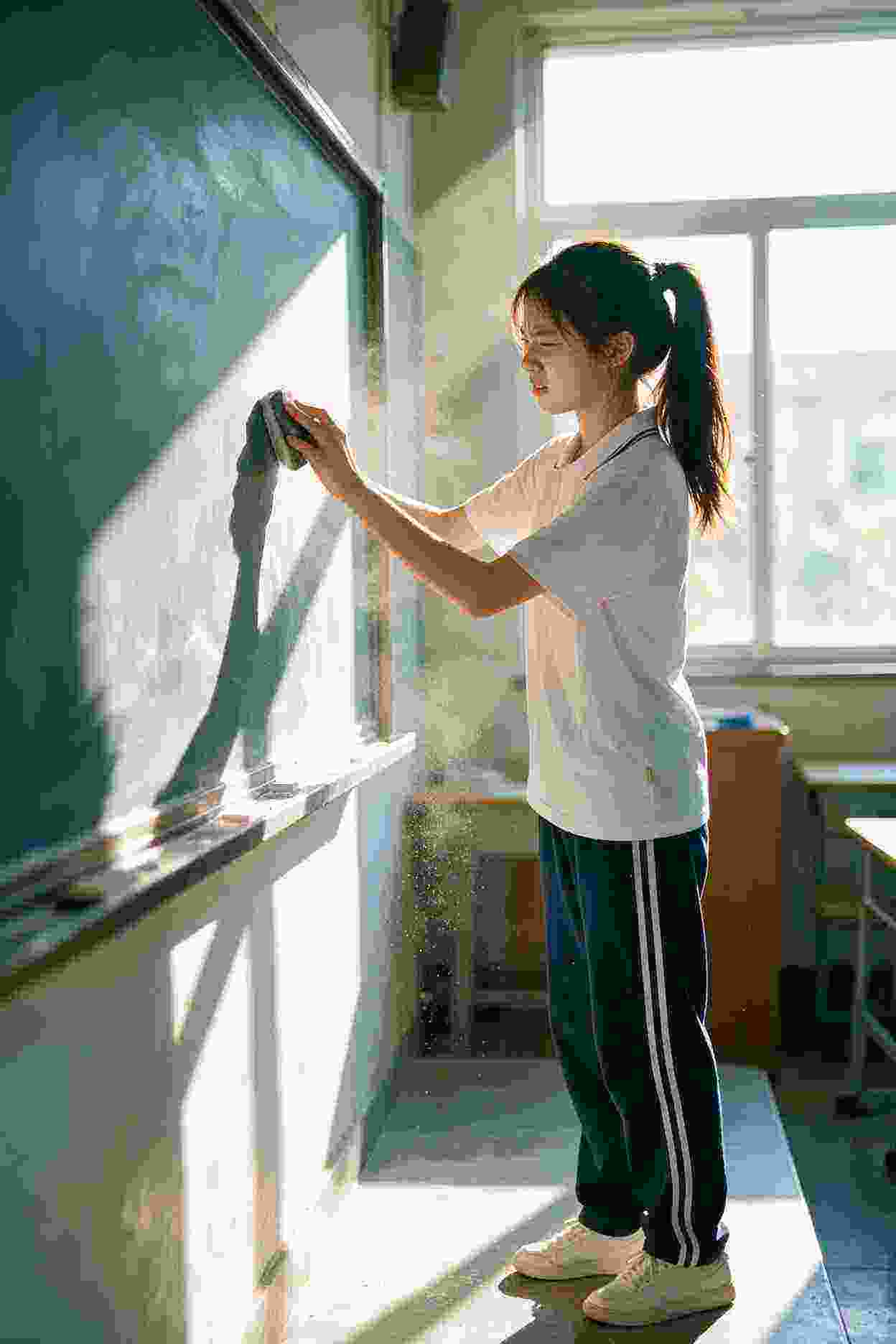 与君初相识